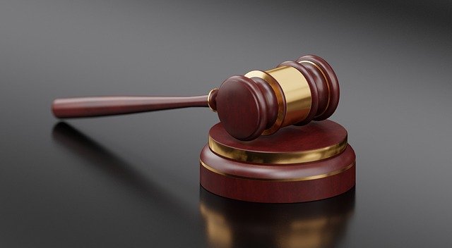 Суд отправил в колонию водителя катера, на котором погибли петербуржцы на Онежском озере