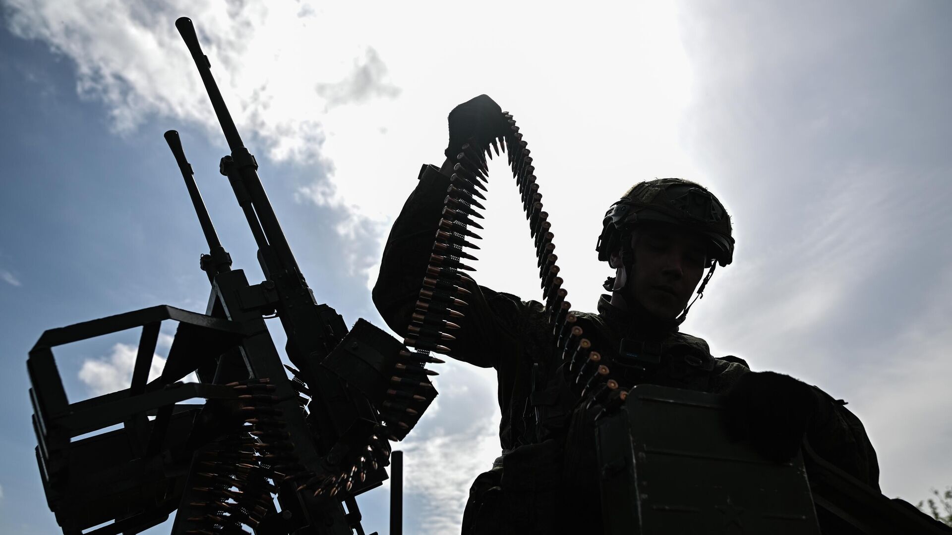 Российские военные с помощью «Ланцетов» уничтожили группу беспилотных катеров в Черном море