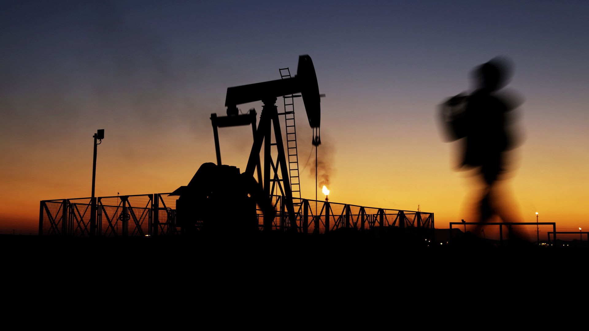 Стоимость нефти Brent увеличивается на 2,5 процента