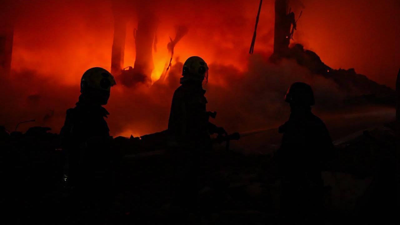 Российские войска нанесли удар по заводу по производству беспилотников в Киеве